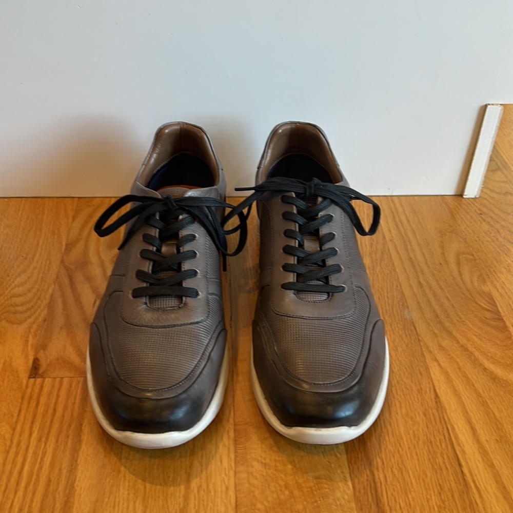 Men's Gray Sneakers